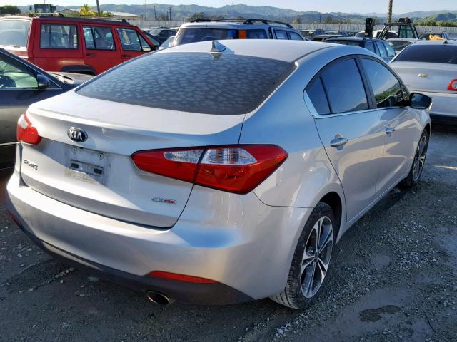 KNAFX4A86E5114335 - 2014 KIA FORTE EX SILVER photo 4