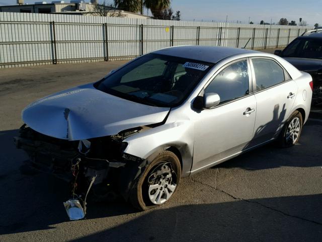 KNAFU4A22C5499586 - 2012 KIA FORTE EX SILVER photo 2