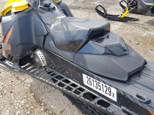 2BPSTEFC2FV000084 - 2015 SKI DOO DOO SUMMIT BLACK photo 6