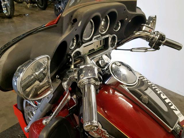 1HD1FC4177Y640191 - 2007 HARLEY-DAVIDSON FLHTCUI TWO TONE photo 17