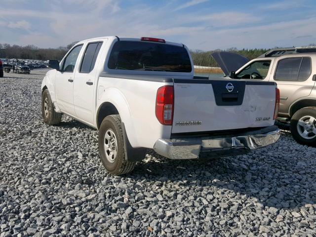 1N6AD07W98C423220 - 2008 NISSAN FRONTIER C WHITE photo 3