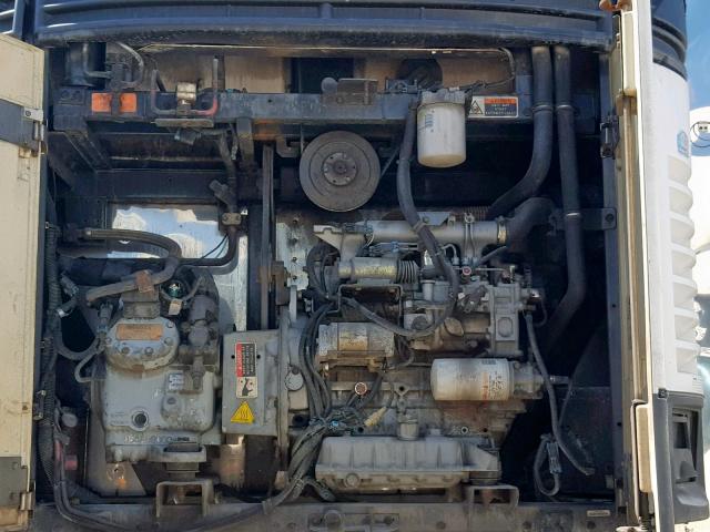 1UYVS25305M421006 - 2005 UTILITY TRAILER WHITE photo 9