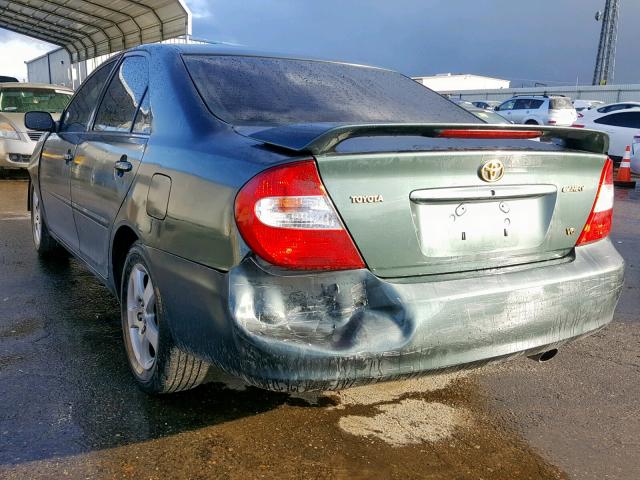 JTDBF32K820008017 - 2002 TOYOTA CAMRY LE 绿色 照片 3