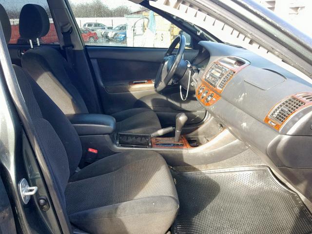 JTDBF32K820008017 - 2002 TOYOTA CAMRY LE 绿色 照片 5