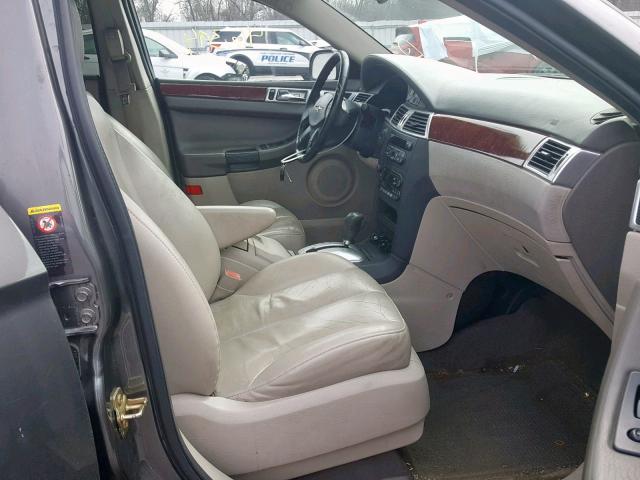 2C8GF68464R579996 - 2004 CHRYSLER PACIFICA GRAY photo 5