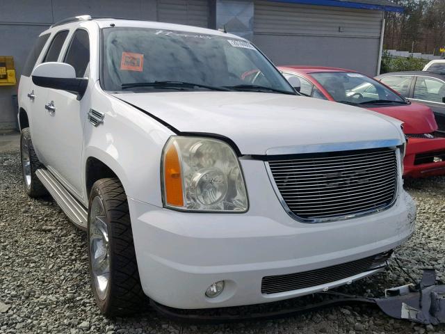 1GKFK13027R220580 - 2007 GMC YUKON WHITE photo 1