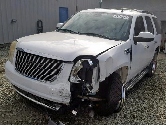 1GKFK13027R220580 - 2007 GMC YUKON WHITE photo 2