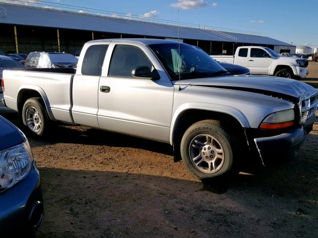 1D7GL12K54S599102 - 2004 DODGE DAKOTA SXT SILVER photo 9