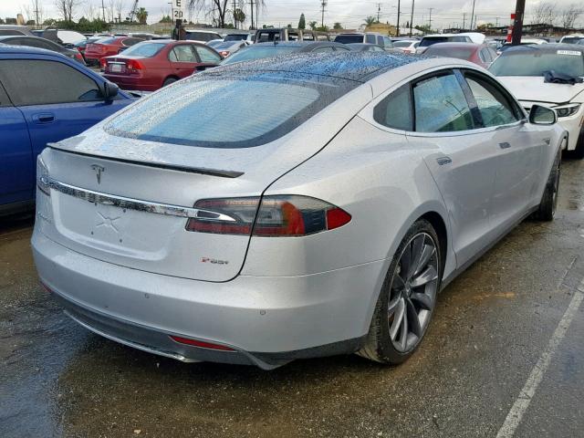 5YJSA1H12EFP49013 - 2014 TESLA MODEL S SILVER photo 4