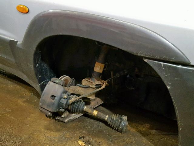 4F2CZ96184KM00289 - 2004 MAZDA TRIBUTE ES 银色 照片 9