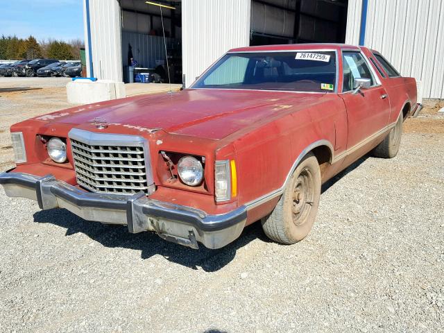 7G87F228805 - 1977 FORD T BIRD RED photo 2