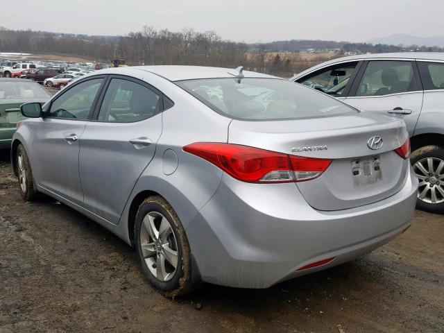 5NPDH4AE5DH155745 - 2013 HYUNDAI ELANTRA GL SILVER photo 3