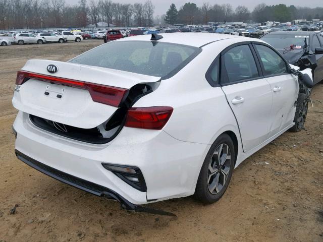 3KPF24AD9KE009223 - 2019 KIA FORTE FE WHITE photo 4