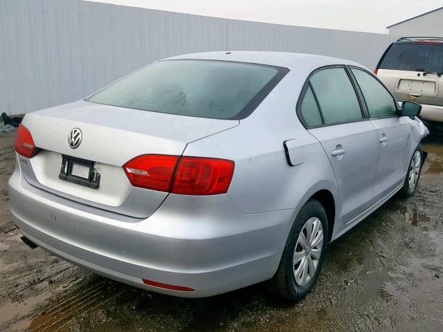 3VW2K7AJ2EM335104 - 2014 VOLKSWAGEN JETTA BASE SILVER photo 4