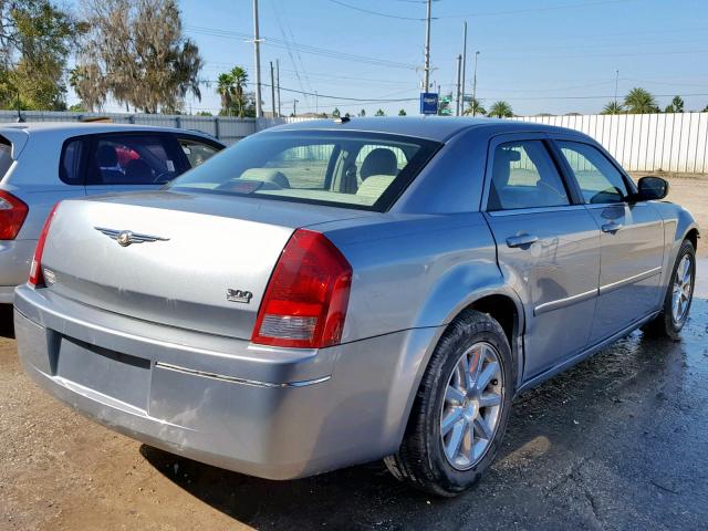 2C3KA53G37H613459 - 2007 CHRYSLER 300 TOURIN BLUE photo 4