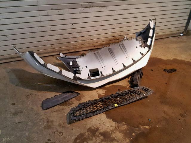 1G11C5SA3DF304448 - 2013 CHEVROLET MALIBU 1LT თეთრი ფოტო 9