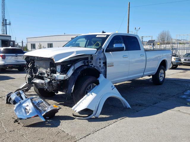 3C63R3JLXJG155284 - 2018 RAM 3500 LARAM WHITE photo 2