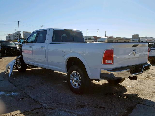 3C63R3JLXJG155284 - 2018 RAM 3500 LARAM WHITE photo 3