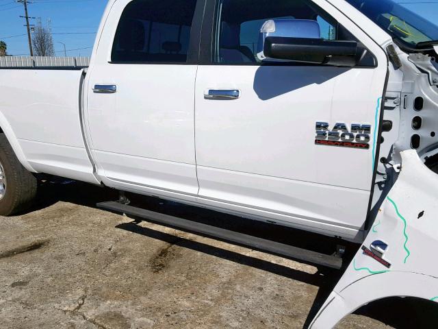 3C63R3JLXJG155284 - 2018 RAM 3500 LARAM WHITE photo 9