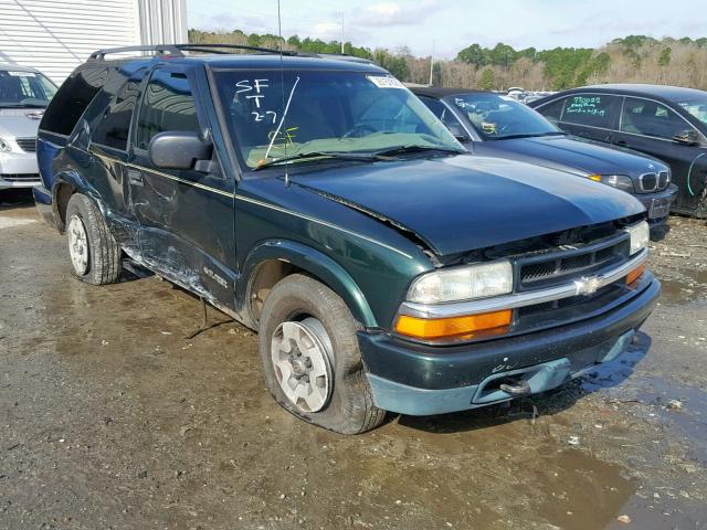 1GNCT18W82K197193 - 2002 CHEVROLET BLAZER GREEN photo 1