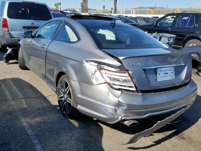 WDDGJ4HB0EG288521 - 2014 MERCEDES-BENZ C 250 GRAY photo 3