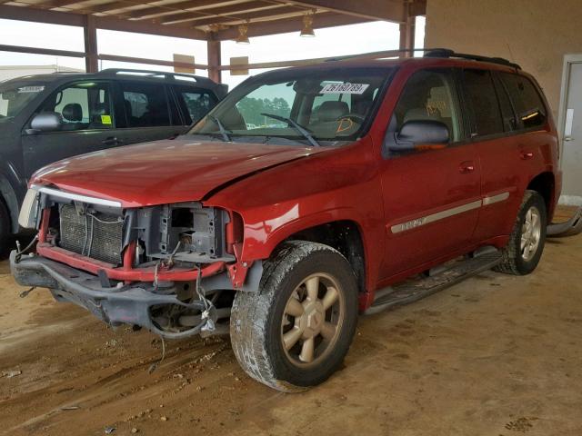 1GKDS13S422386447 - 2002 GMC ENVOY MAROON photo 2