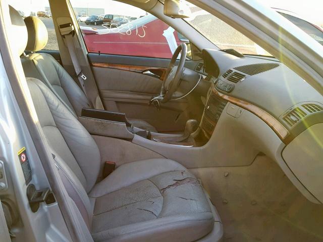 WDBUF65J83A148768 - 2003 MERCEDES-BENZ E 320 SILVER photo 5