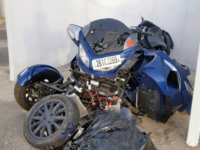 2BXNBDD28GV003433 - 2016 CAN-AM SPYDER ROA BLUE photo 2