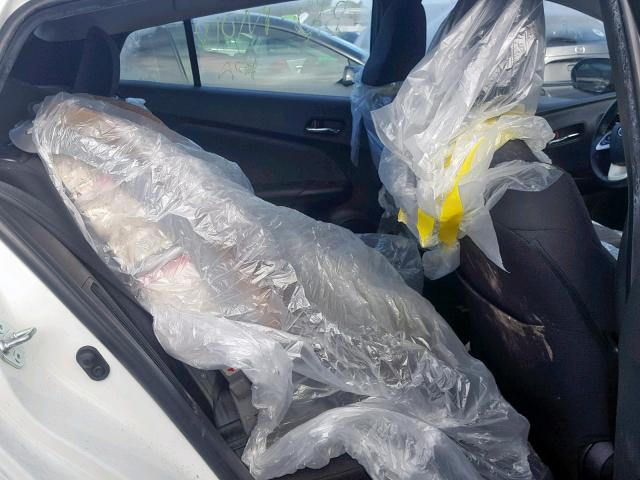 JTDKARFP4H3001418 - 2017 TOYOTA PRIUS PRIM 白色 照片 6