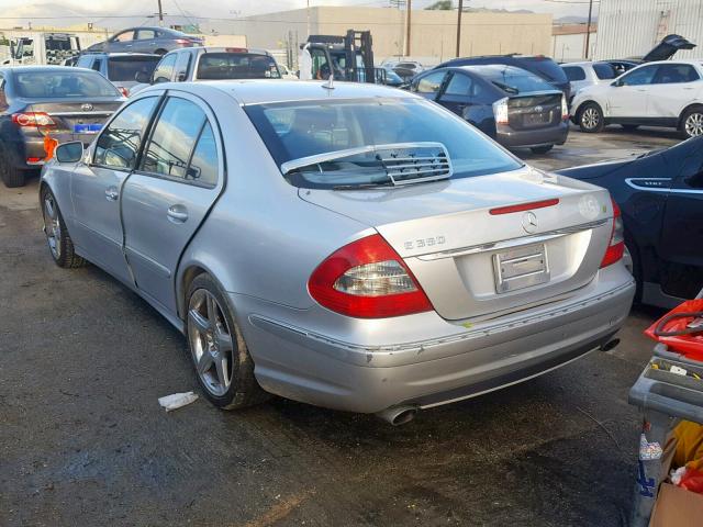 WDBUF56X29B394540 - 2009 MERCEDES-BENZ E 350 SILVER photo 3