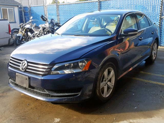 1VWBP7A35DC024091 - 2013 VOLKSWAGEN PASSAT SE BLUE photo 2