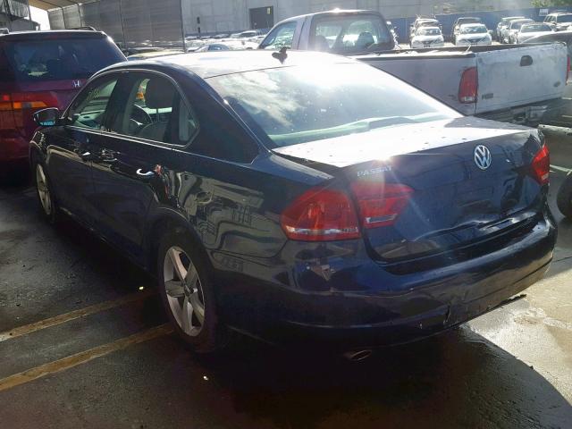 1VWBP7A35DC024091 - 2013 VOLKSWAGEN PASSAT SE BLUE photo 3