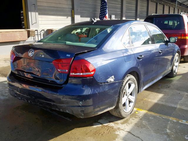 1VWBP7A35DC024091 - 2013 VOLKSWAGEN PASSAT SE BLUE photo 4