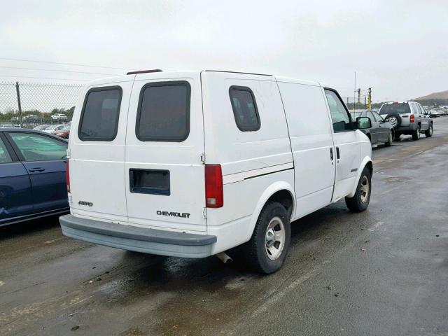 1GCDM19WX1B100339 - 2001 CHEVROLET ASTRO WHITE photo 4