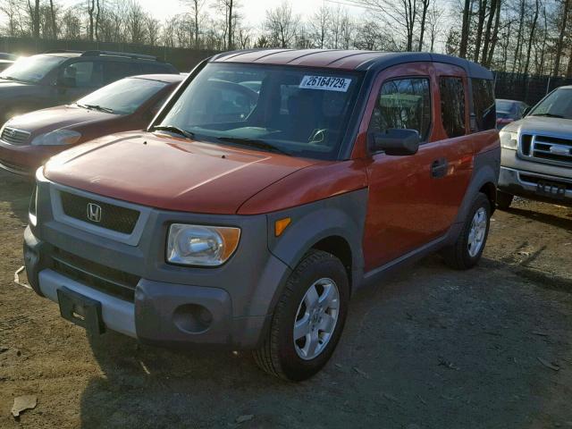 5J6YH28563L026249 - 2003 HONDA ELEMENT EX ORANGE photo 2