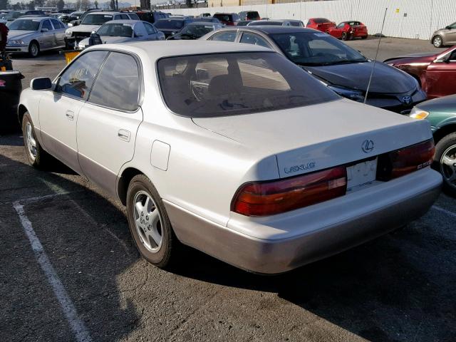 JT8GK13T0R0067861 - 1994 LEXUS ES 300 WHITE photo 3