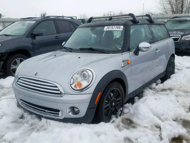 WMWML33569TP98501 - 2009 MINI COOPER CLU SILVER photo 2