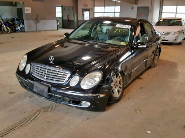 WDBUF65JX5A646103 - 2005 MERCEDES-BENZ E 320 BLACK photo 2