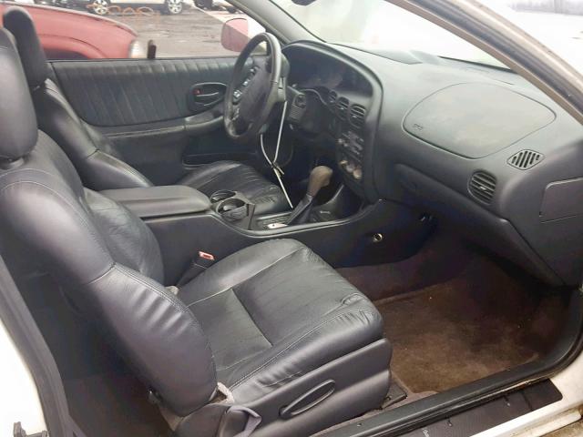 1G2WP1215VF285031 - 1997 PONTIAC GRAND PRIX WHITE photo 5
