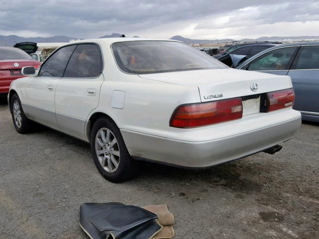 JT8VK13T9N0040112 - 1992 LEXUS ES 300 WHITE photo 3