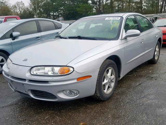 1G3GR64H824100561 - 2002 OLDSMOBILE AURORA SILVER photo 2