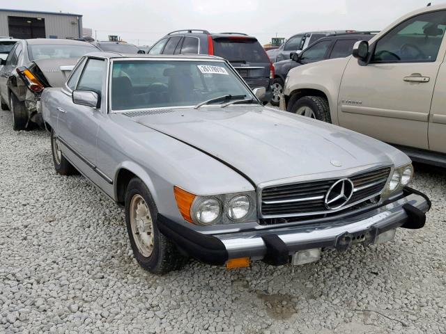 WDB10704210012008 - 1982 MERCEDES-BENZ 280SL SILVER photo 1