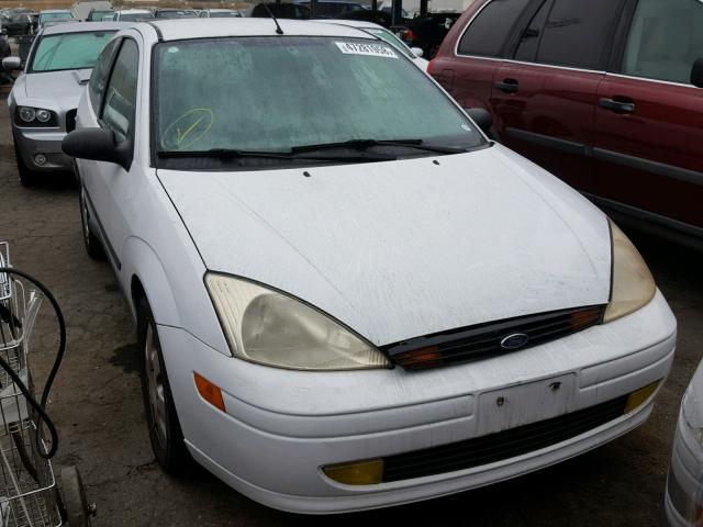 3FAFP31331R166746 - 2001 FORD FOCUS ZX3 WHITE photo 1