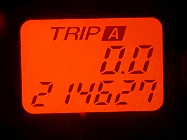 JM1BK32F561471831 - 2006 MAZDA 3 I RED photo 8