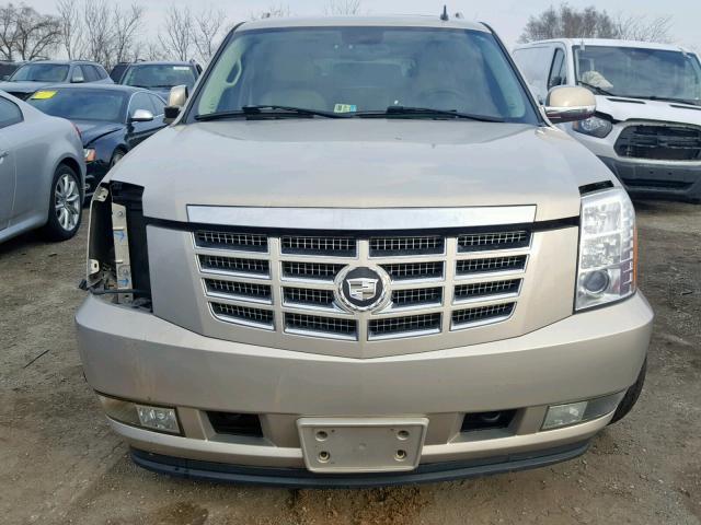 1GYFK66817R249038 - 2007 CADILLAC ESCALADE E GOLD photo 9