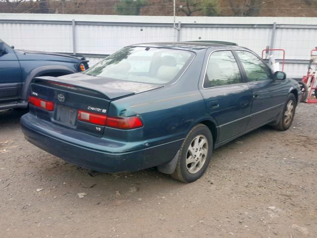 4T1BF22K9VU025718 - 1997 TOYOTA CAMRY GREEN photo 4