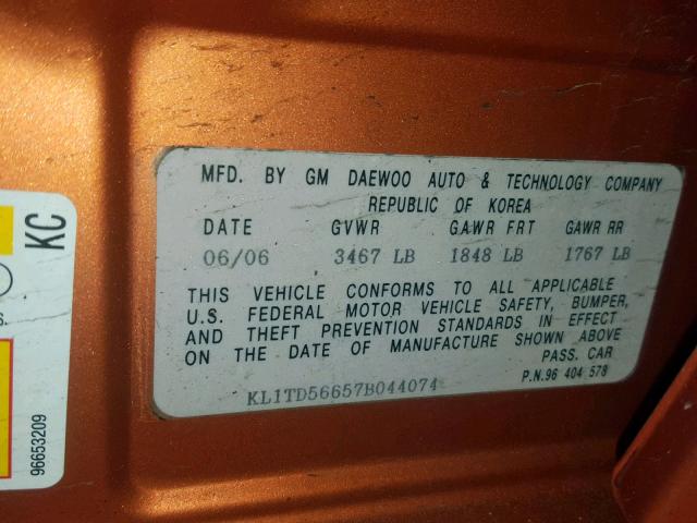 KL1TD56657B044074 - 2007 CHEVROLET AVEO BASE ნარინჯისფერი ფოტო 10