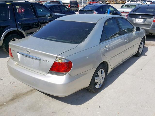 JTDBE32K463045749 - 2006 TOYOTA CAMRY LE SILVER photo 4