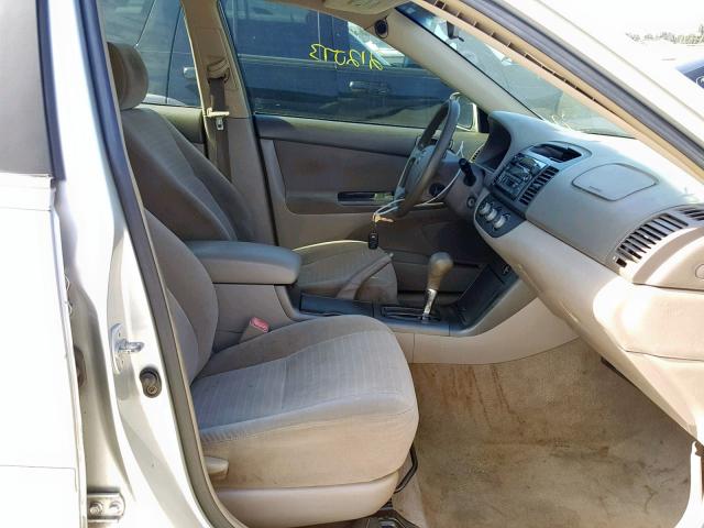 JTDBE32K463045749 - 2006 TOYOTA CAMRY LE SILVER photo 5