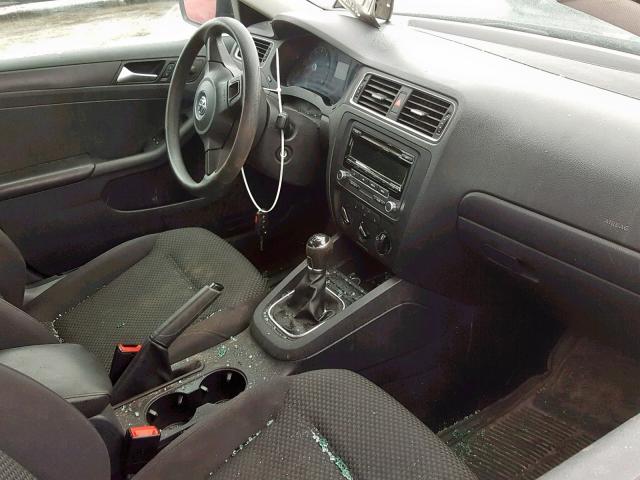 3VW1K7AJ9DM428888 - 2013 VOLKSWAGEN JETTA BASE BLACK photo 5